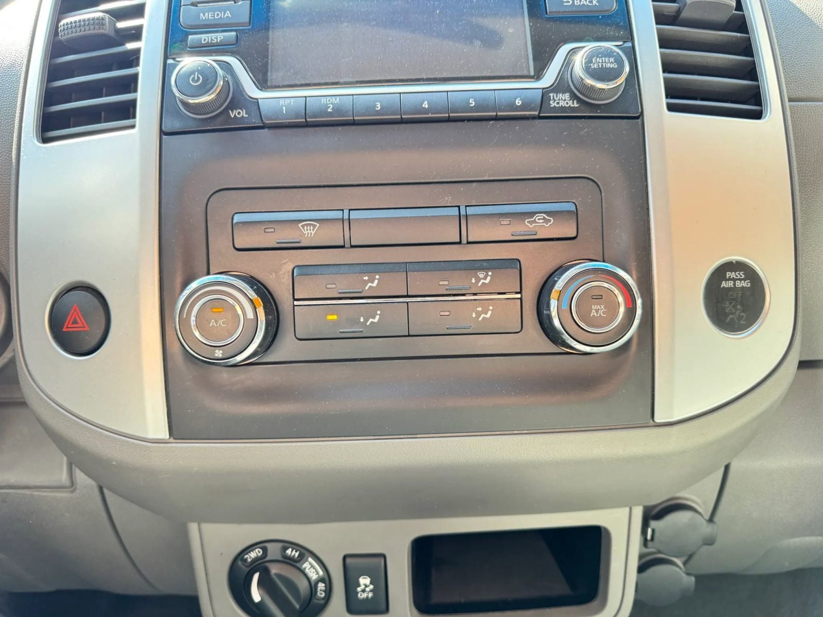 2016 Nissan Frontier SV