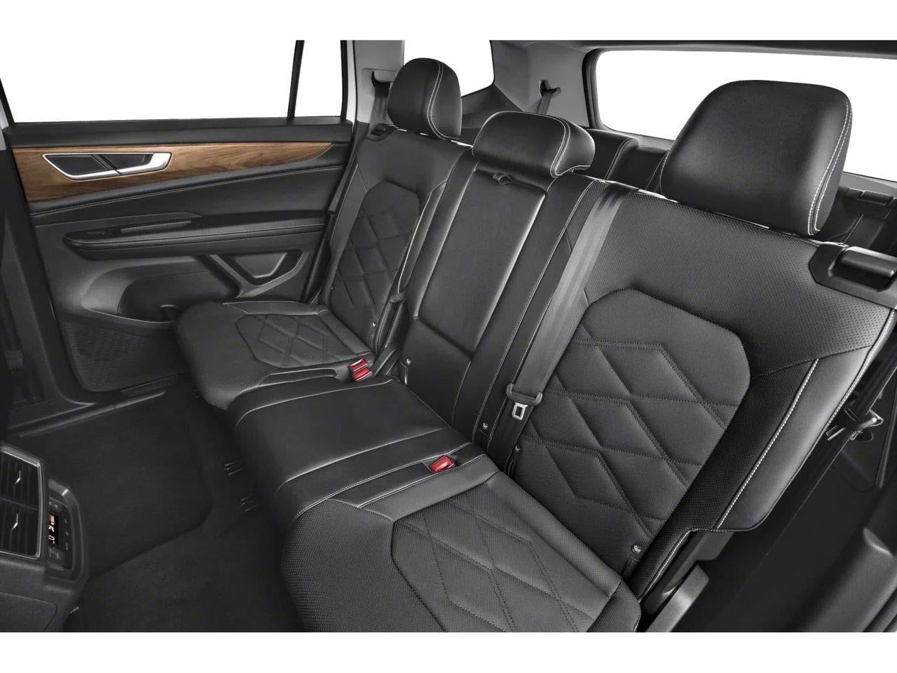 2025 Volkswagen Atlas 2.0T SE w/Technology