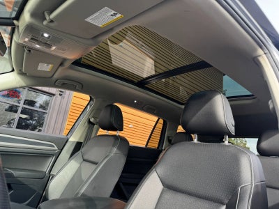 2021 Volkswagen Atlas 3.6L V6 SE w/Technology R-Line