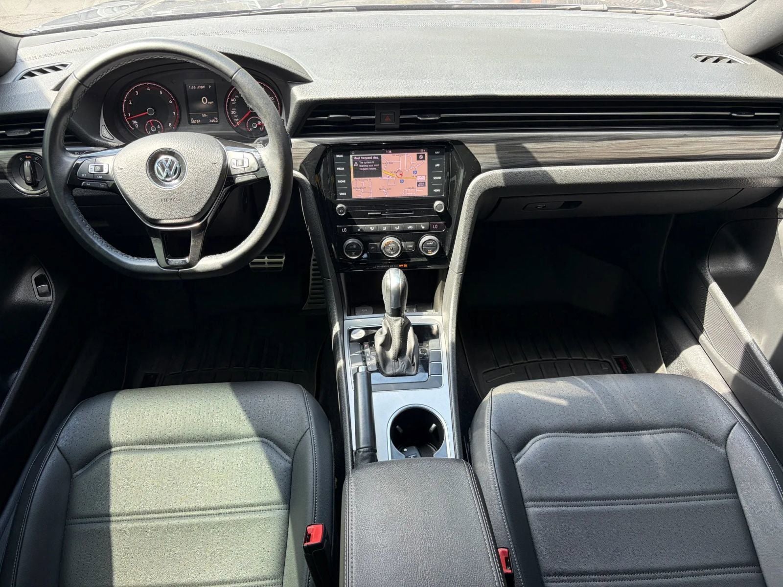 2022 Volkswagen Passat 2.0T R-Line