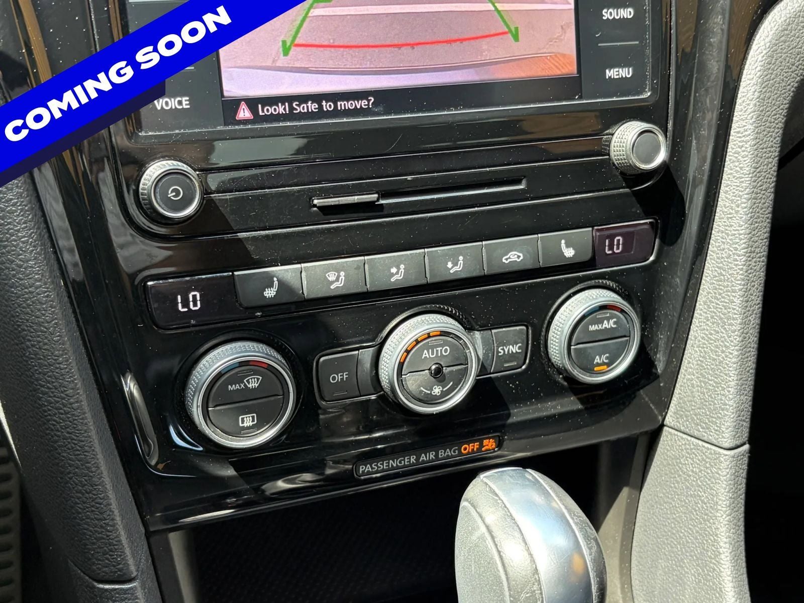 2022 Volkswagen Passat 2.0T R-Line