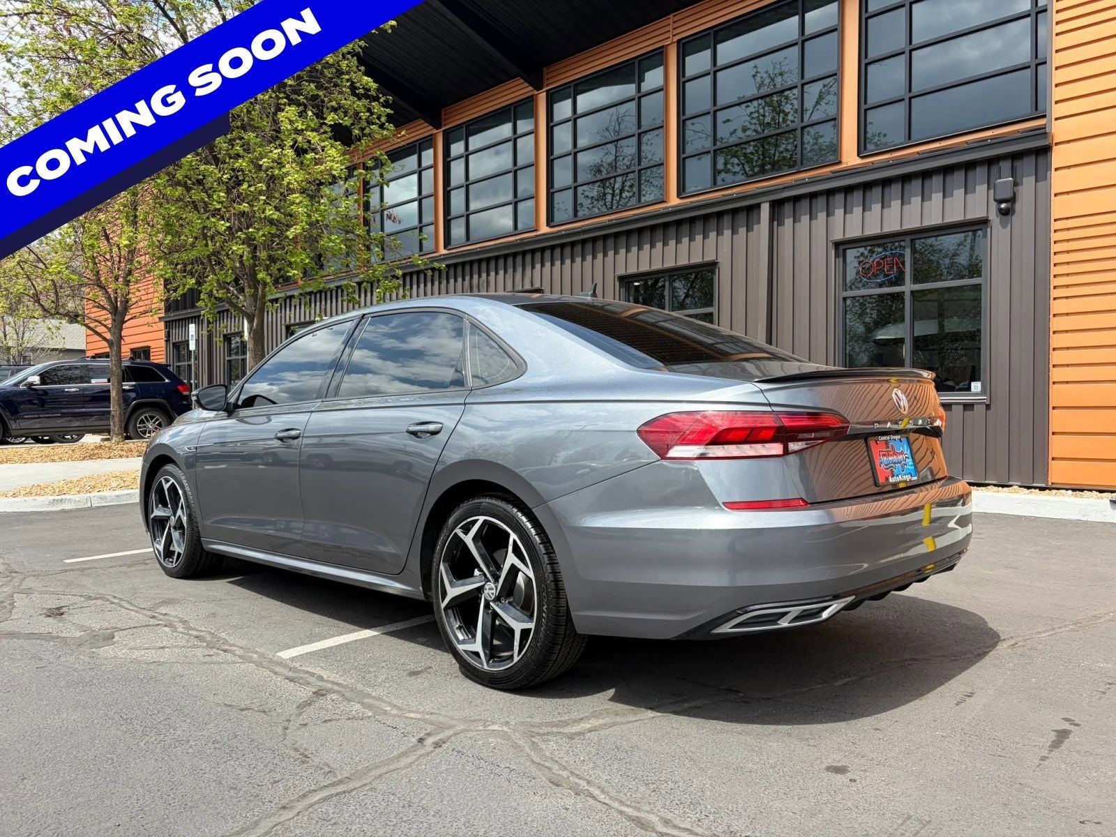 2022 Volkswagen Passat 2.0T R-Line