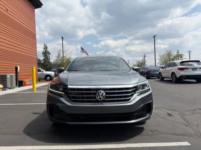 2022 Volkswagen Passat 2.0T R-Line