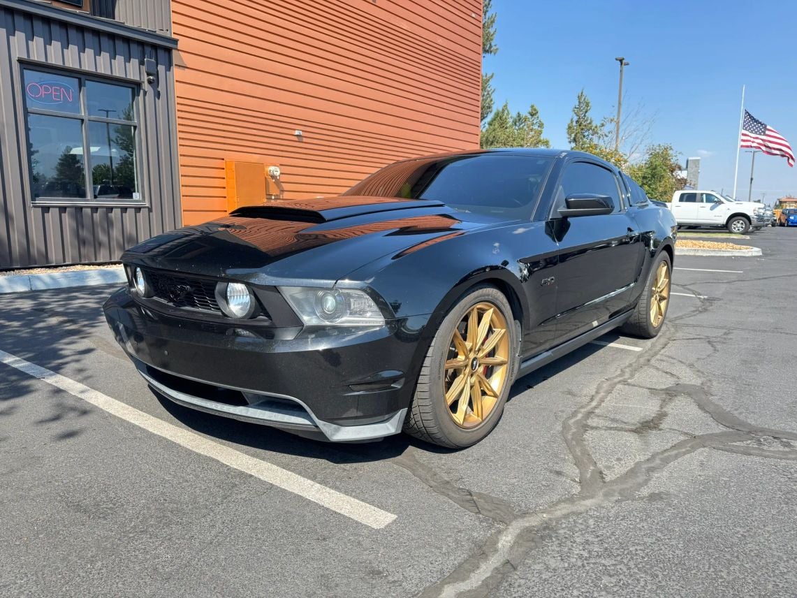 2012 Ford Mustang GT Premium Coupe 2D