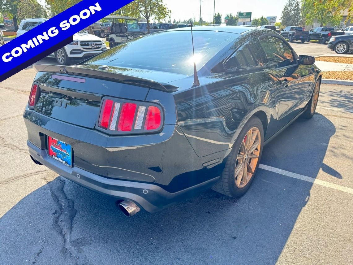 2012 Ford Mustang GT Premium Coupe 2D