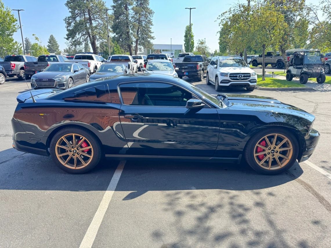 2012 Ford Mustang GT Premium Coupe 2D