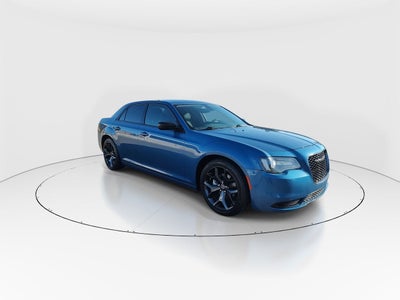 2021 Chrysler 300 Touring