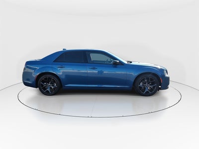 2021 Chrysler 300 Touring