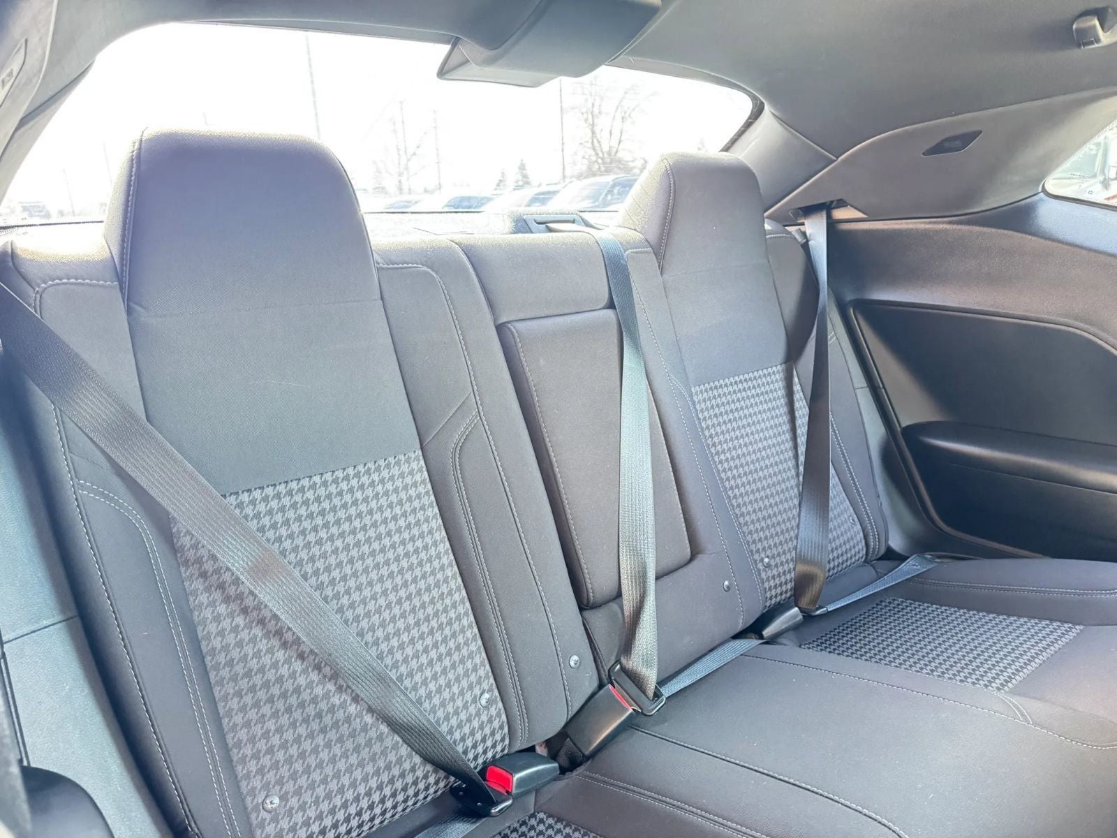 2015 Dodge Challenger SXT