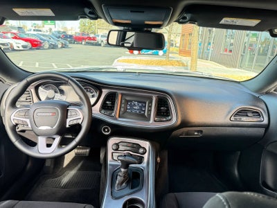 2015 Dodge Challenger SXT