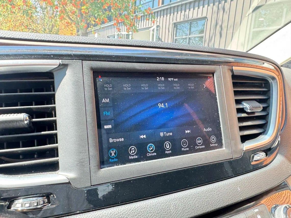 2021 Chrysler Voyager LXI