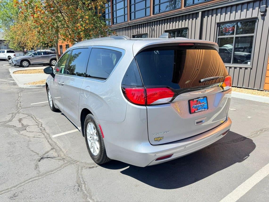 2021 Chrysler Voyager LXI