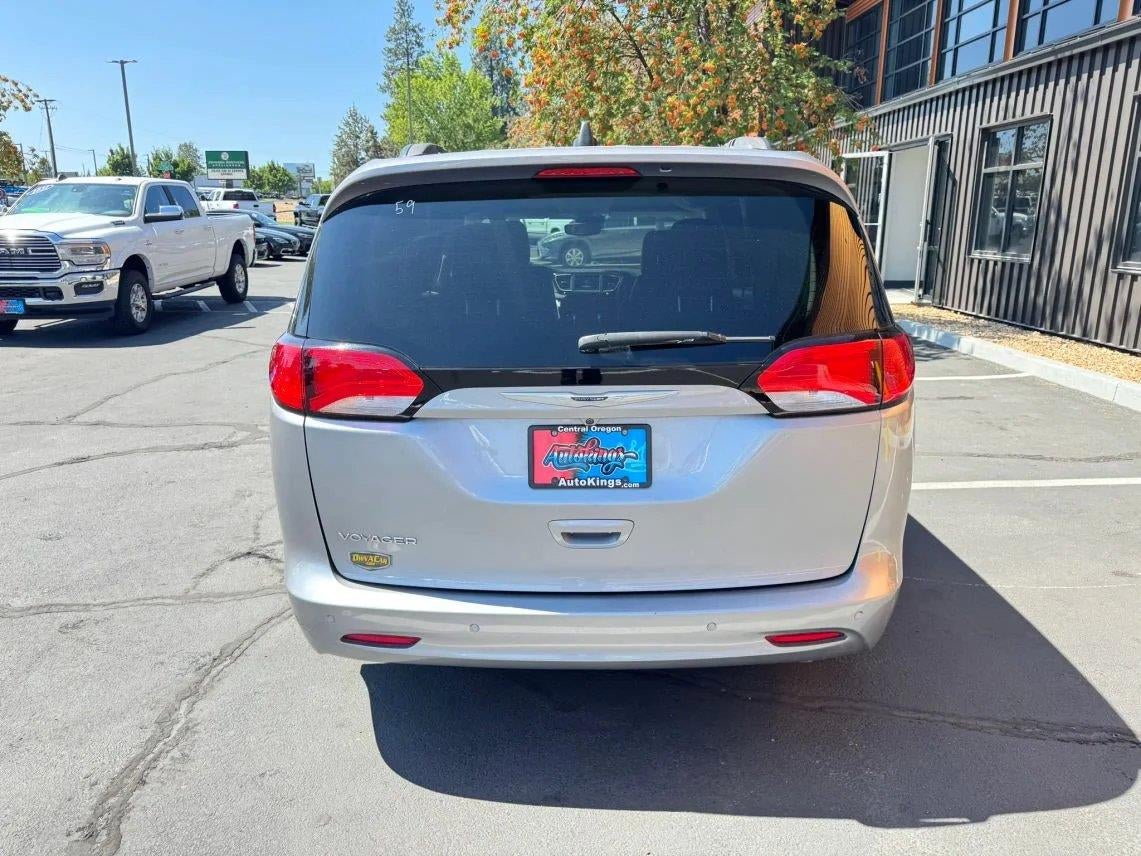 2021 Chrysler Voyager LXI