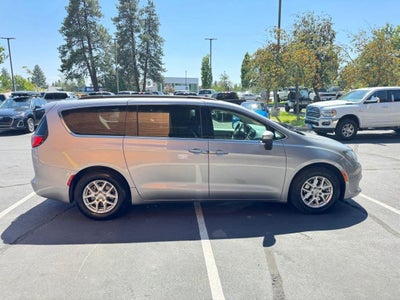 2021 Chrysler Voyager LXI