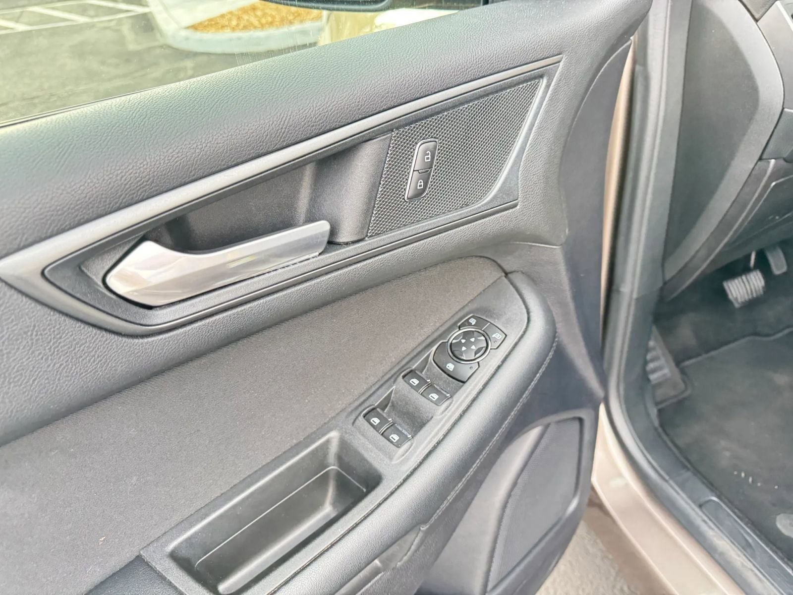 2019 Ford Edge SE