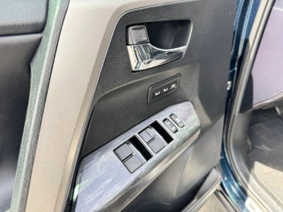 2017 Toyota RAV4 Platinum