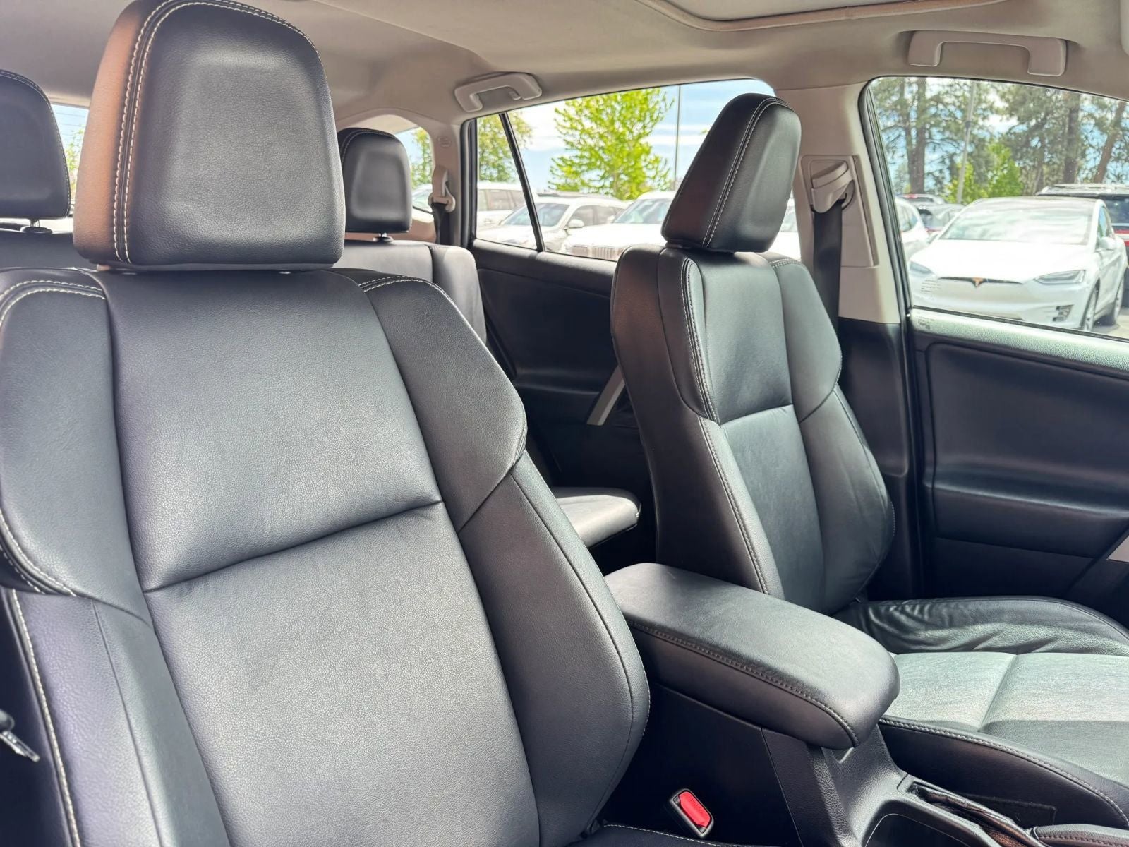 2017 Toyota RAV4 Platinum