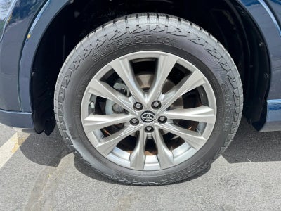 2017 Toyota RAV4 Platinum