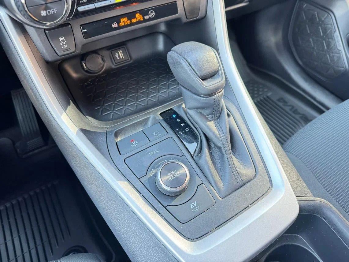 2024 Toyota RAV4 Hybrid LE Sport Utility 4D