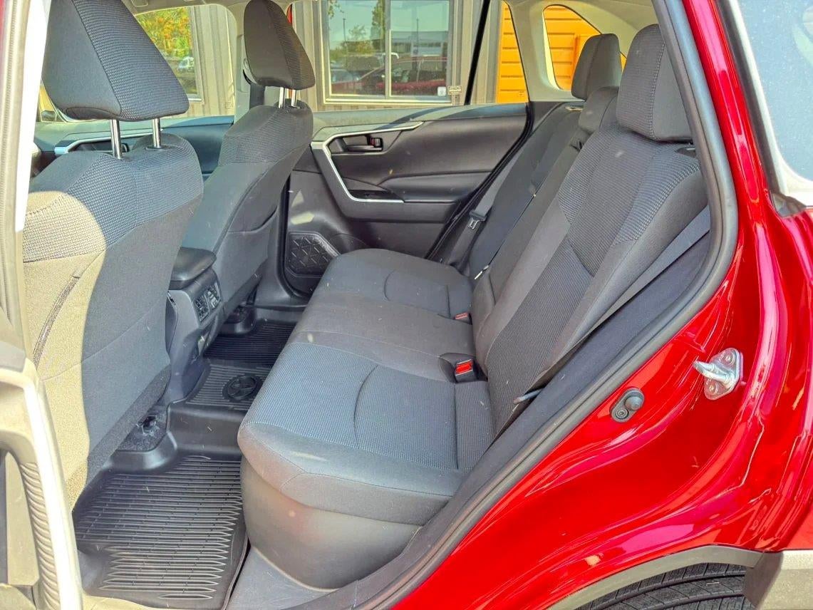 2024 Toyota RAV4 Hybrid LE Sport Utility 4D