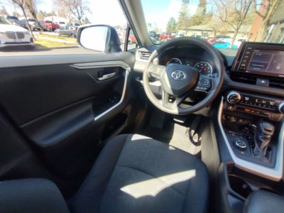 2020 Toyota RAV4 Hybrid XLE