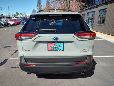 2020 Toyota RAV4 Hybrid XLE