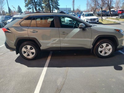 2020 Toyota RAV4 Hybrid XLE