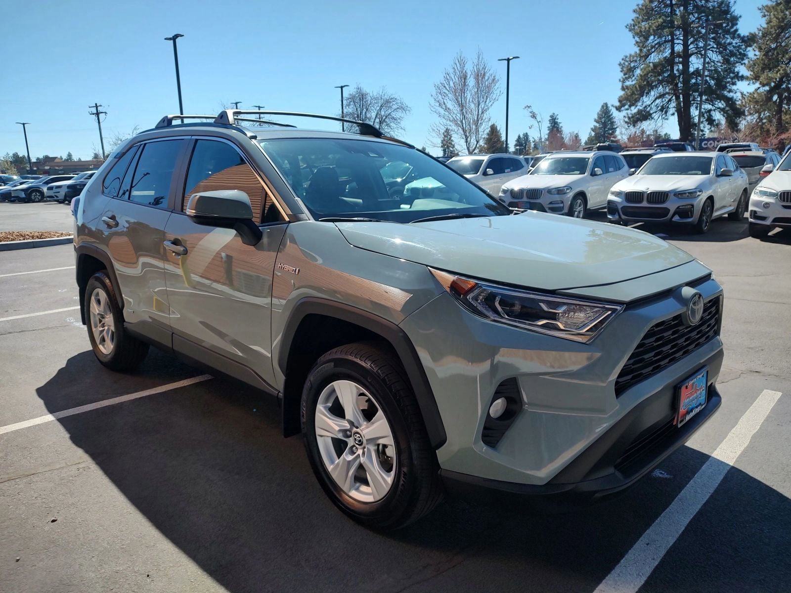 2020 Toyota RAV4 Hybrid XLE
