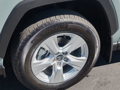 2020 Toyota RAV4 Hybrid XLE