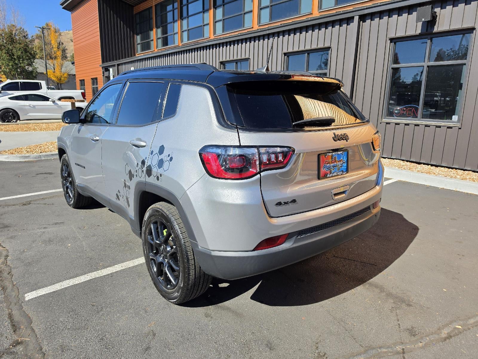 2023 Jeep Compass Altitude