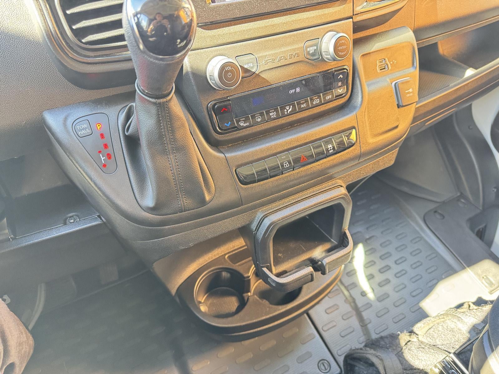 2025 RAM ProMaster Cargo Van Tradesman