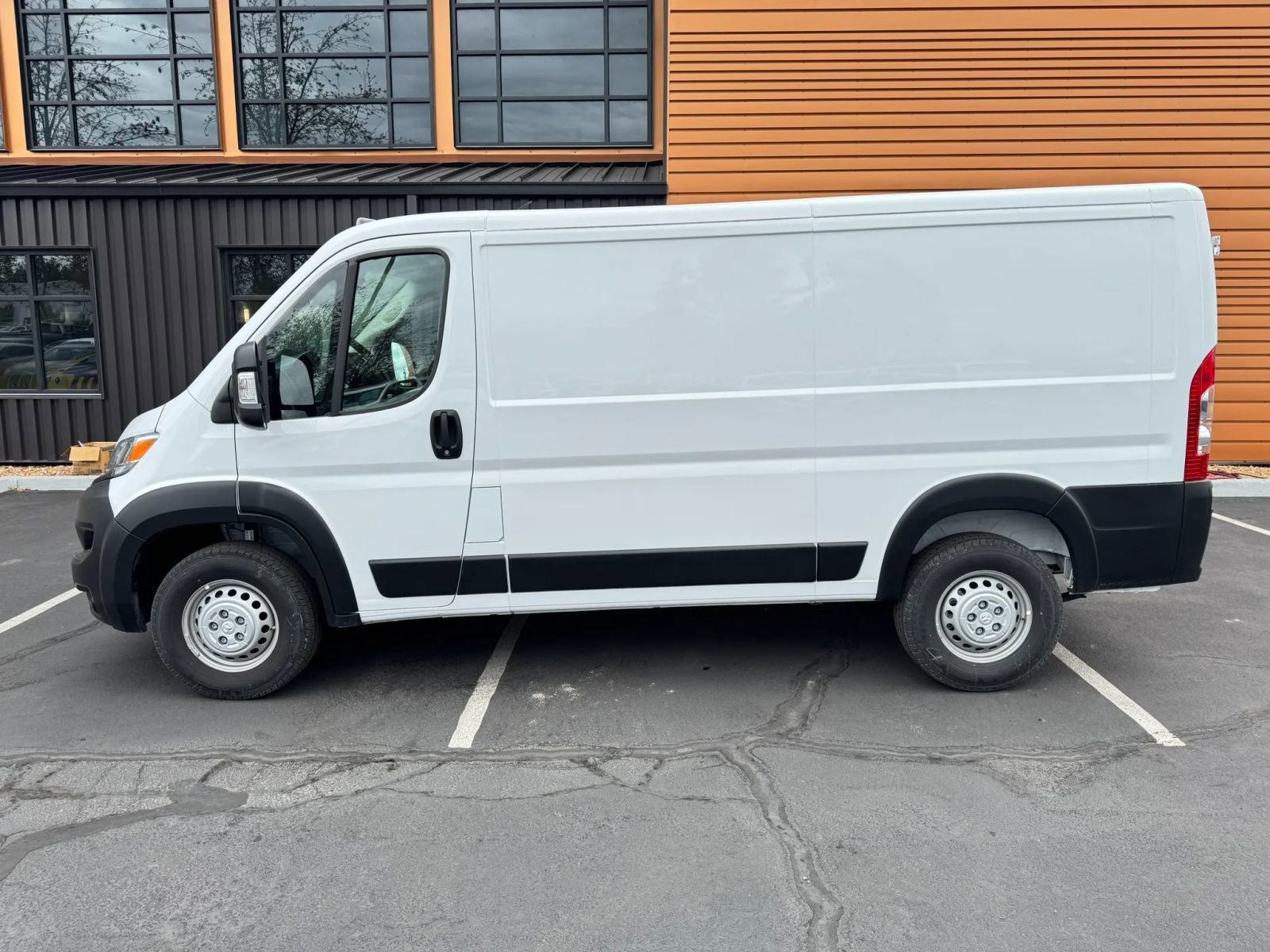 2024 RAM ProMaster 2500 Base