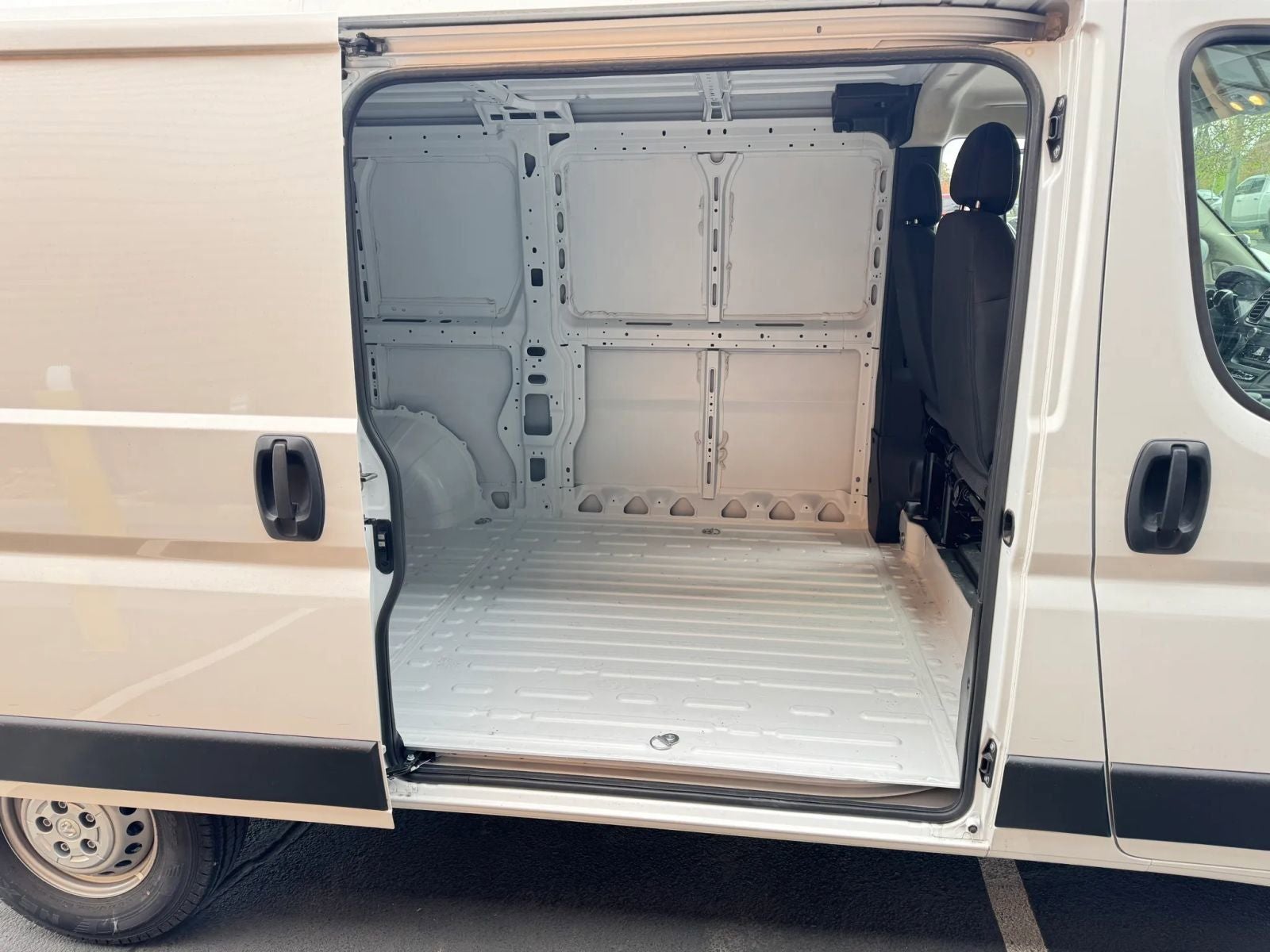 2024 RAM ProMaster 2500 Base