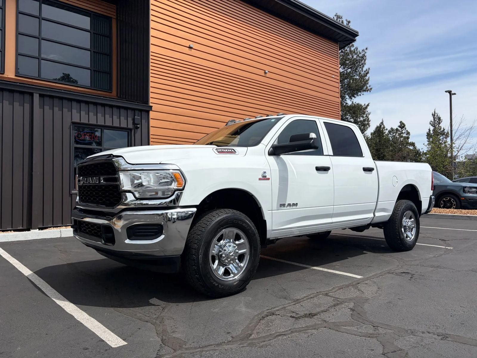 2022 RAM 2500 Tradesman 4X4 Crew Cab SWB's photo