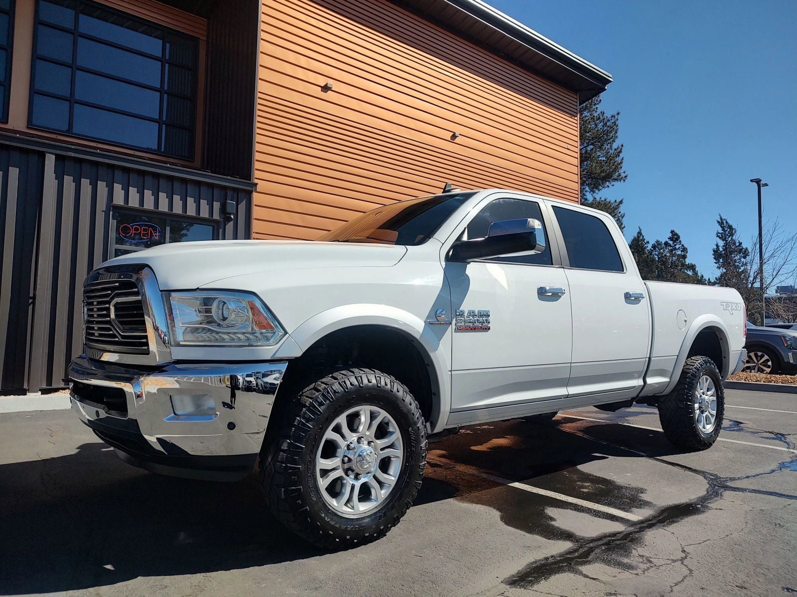 2016 RAM 2500 Laramie