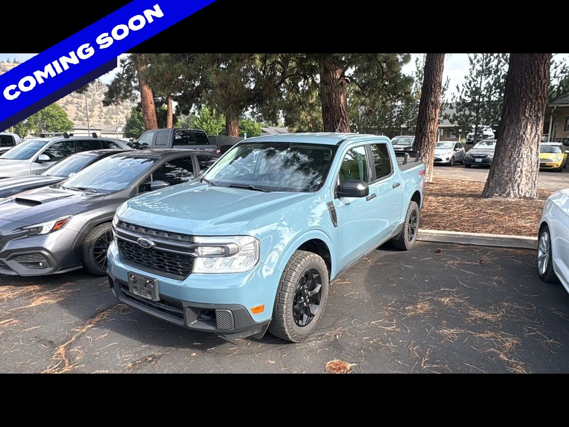 2022 Ford Maverick XLT SuperCrew Pickup 4D 4 1/2 ft