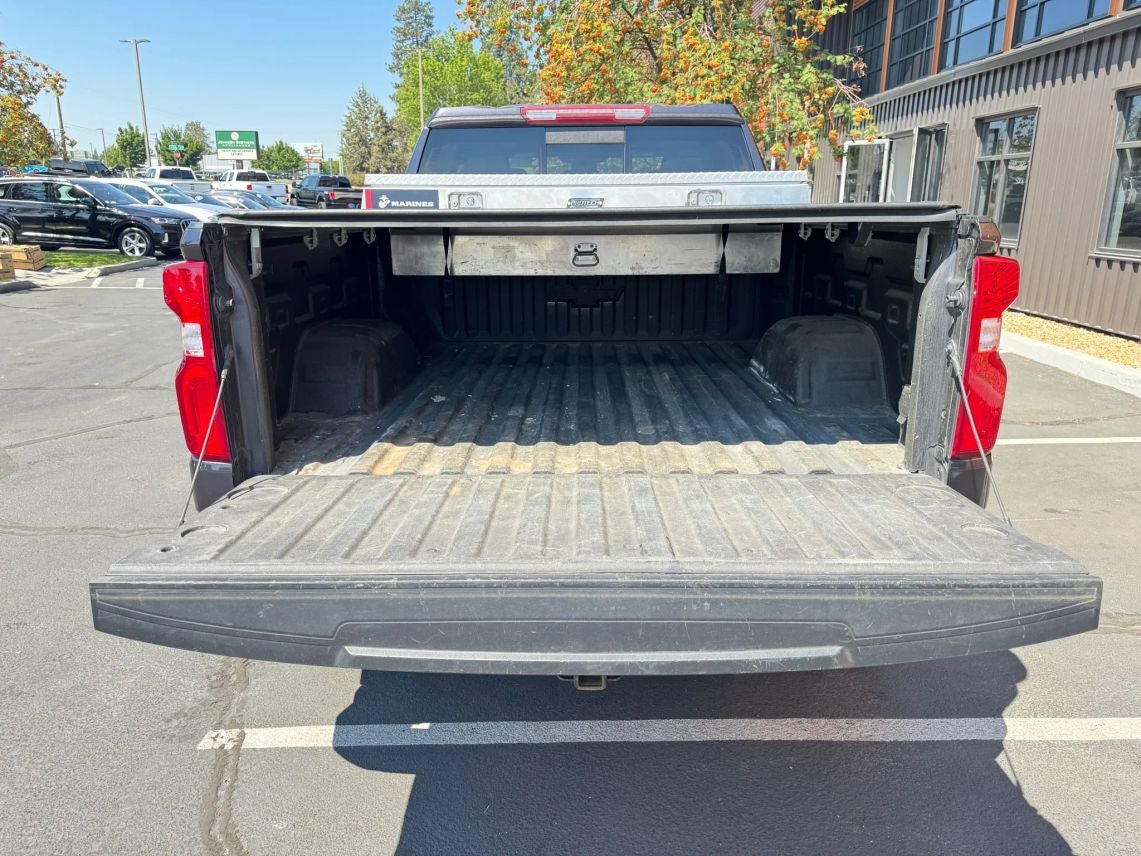 2024 Chevrolet Silverado 1500 Crew Cab LT Trail Boss Pickup 4D 6 1/2 ft