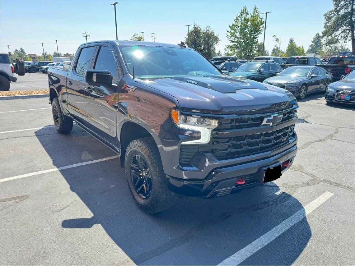2024 Chevrolet Silverado 1500 Crew Cab LT Trail Boss Pickup 4D 6 1/2 ft
