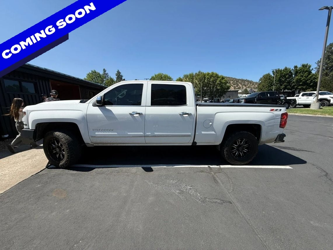 2017 Chevrolet Silverado 1500 Crew Cab Z71 LTZ Pickup 4D 6 1/2 ft