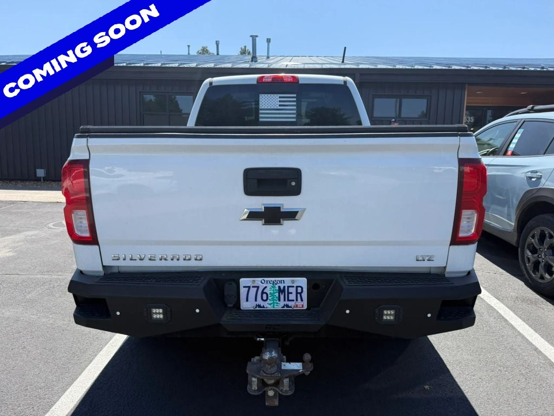 2017 Chevrolet Silverado 1500 Crew Cab Z71 LTZ Pickup 4D 6 1/2 ft
