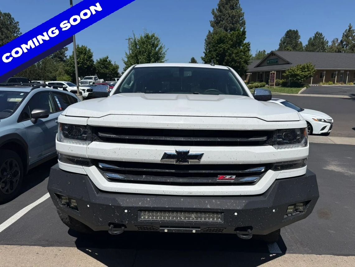 2017 Chevrolet Silverado 1500 Crew Cab Z71 LTZ Pickup 4D 6 1/2 ft