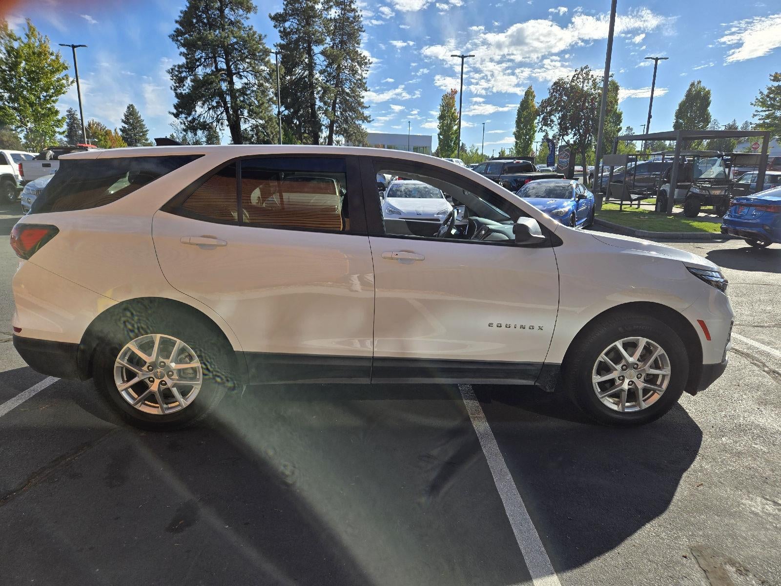 2022 Chevrolet Equinox LS