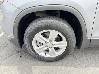 2020 Chevrolet Trax LS Sport Utility 4D