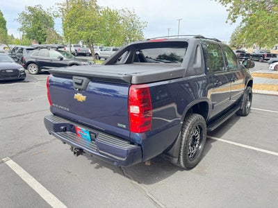 2011 Chevrolet Avalanche LT Sport Utility Pickup 4D 5 1/4 ft