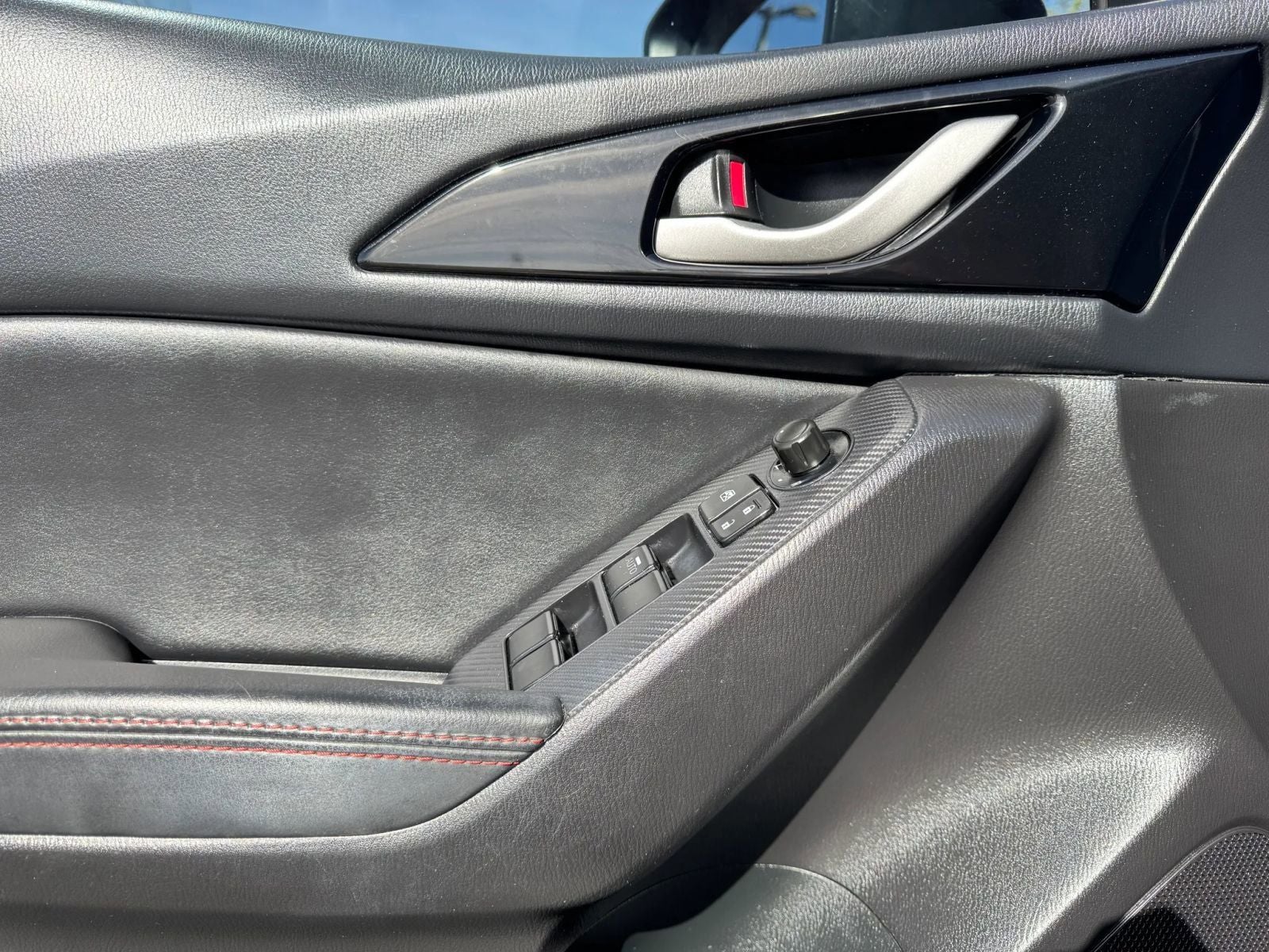 2015 Mazda Mazda3 i Grand Touring