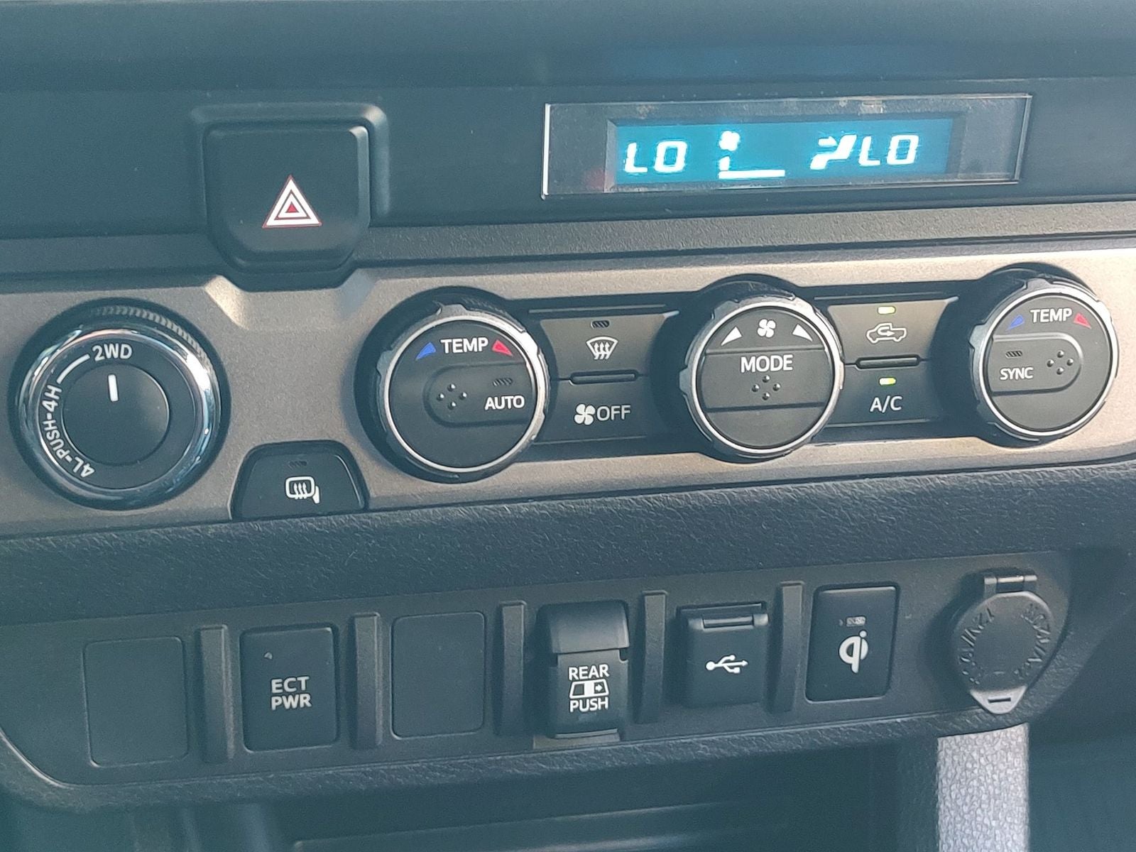 2022 Toyota Tacoma TRD Off-Road V6