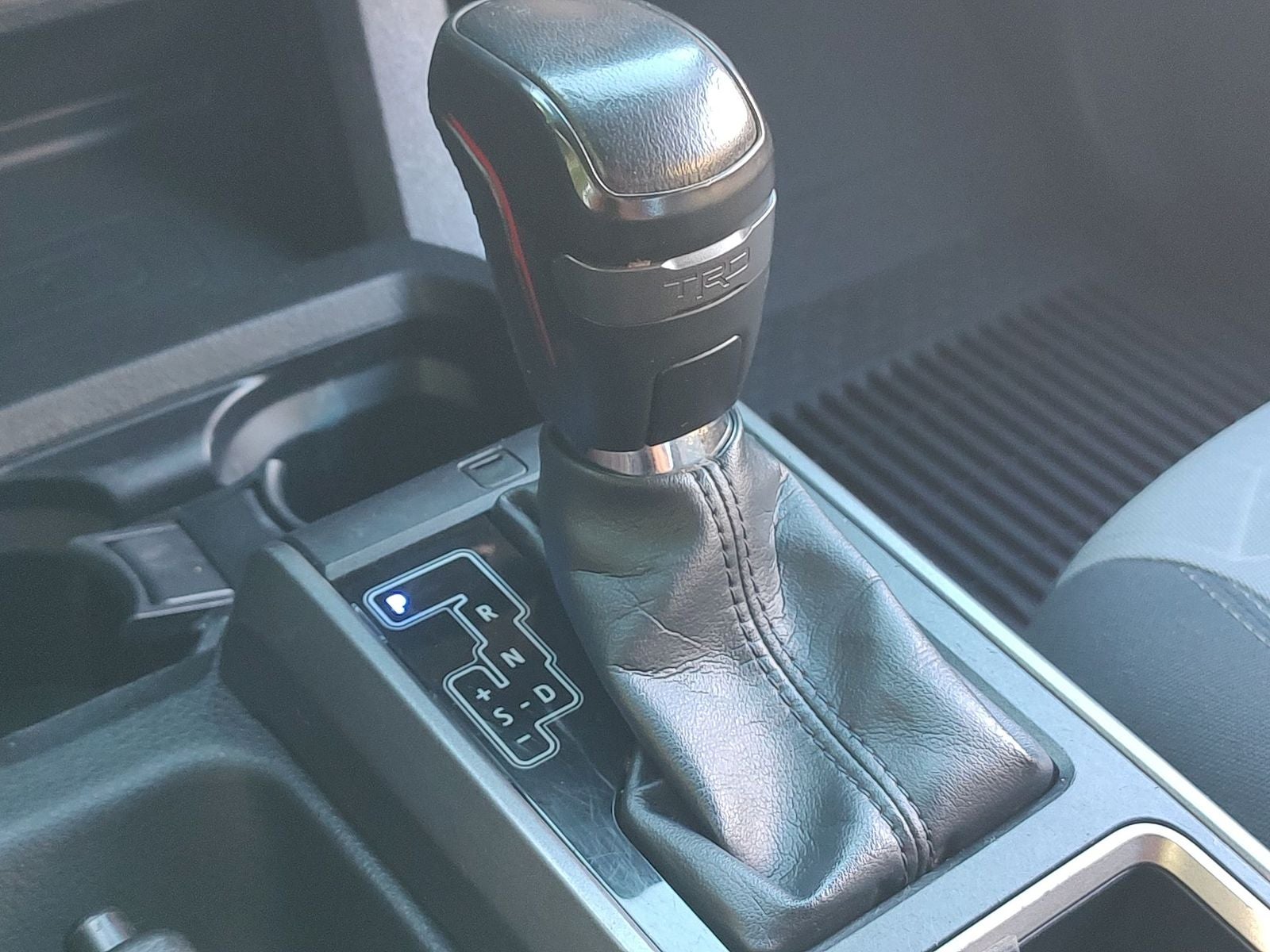 2022 Toyota Tacoma TRD Off-Road V6