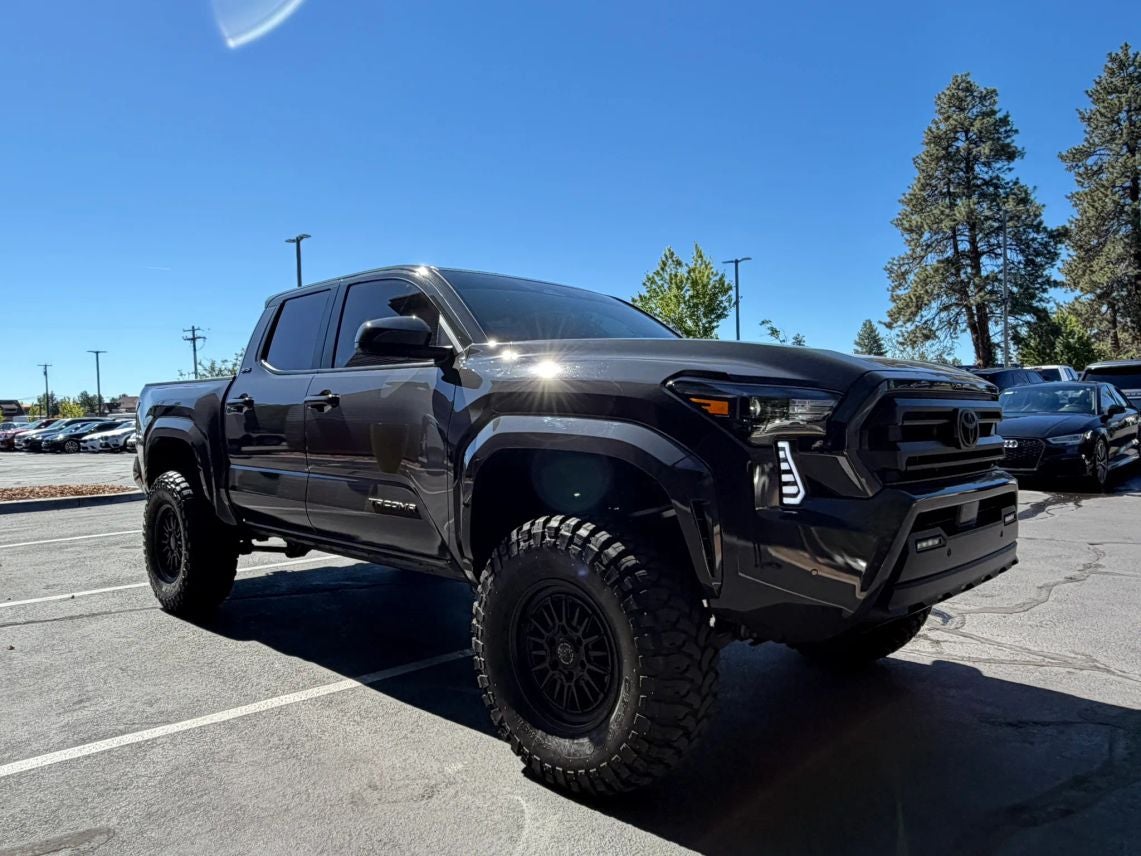 2025 Toyota Tacoma Double Cab SR5 Pickup 4D 5 ft