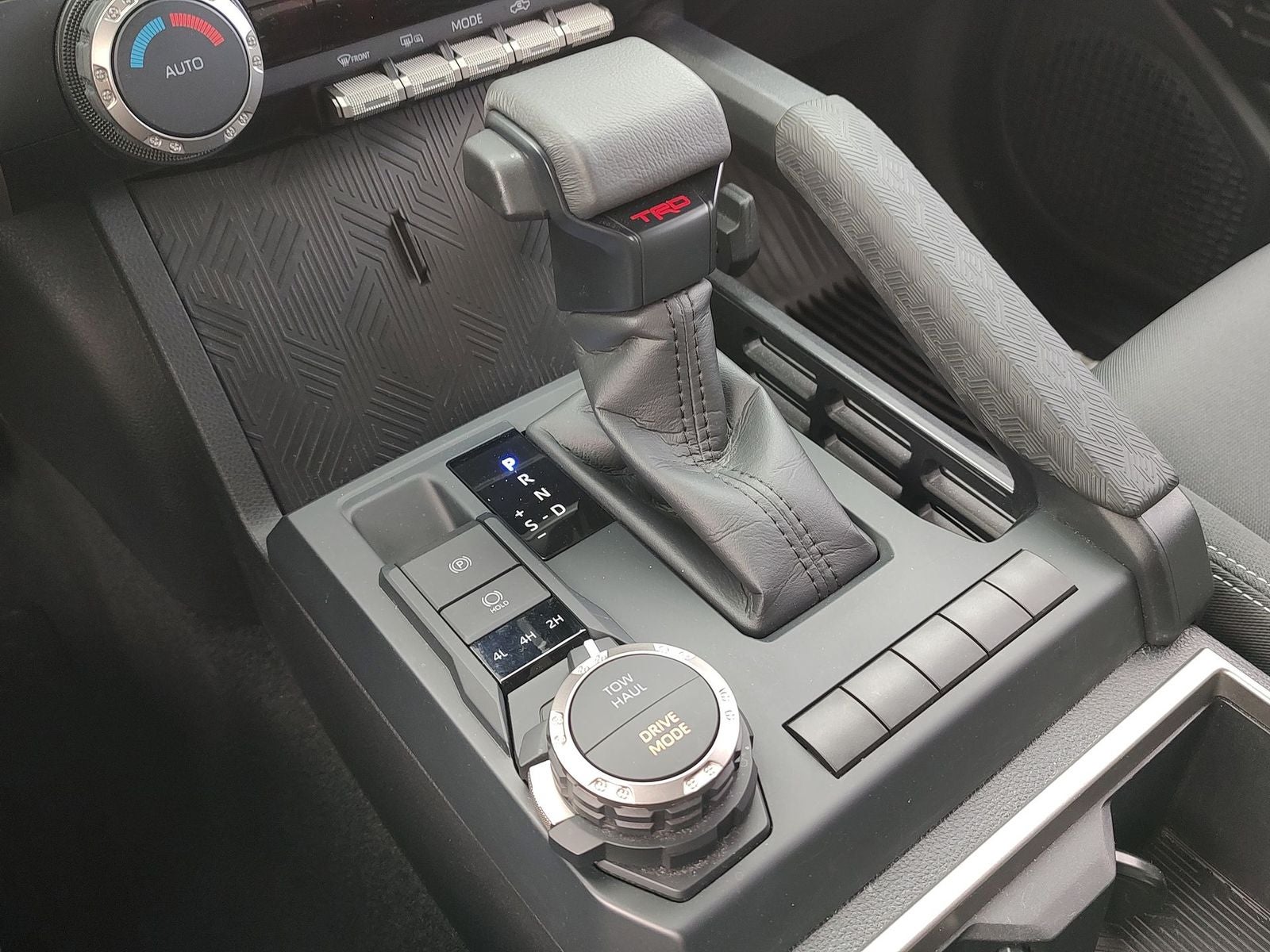 2024 Toyota Tacoma TRD Sport Pickup 4D 5 ft