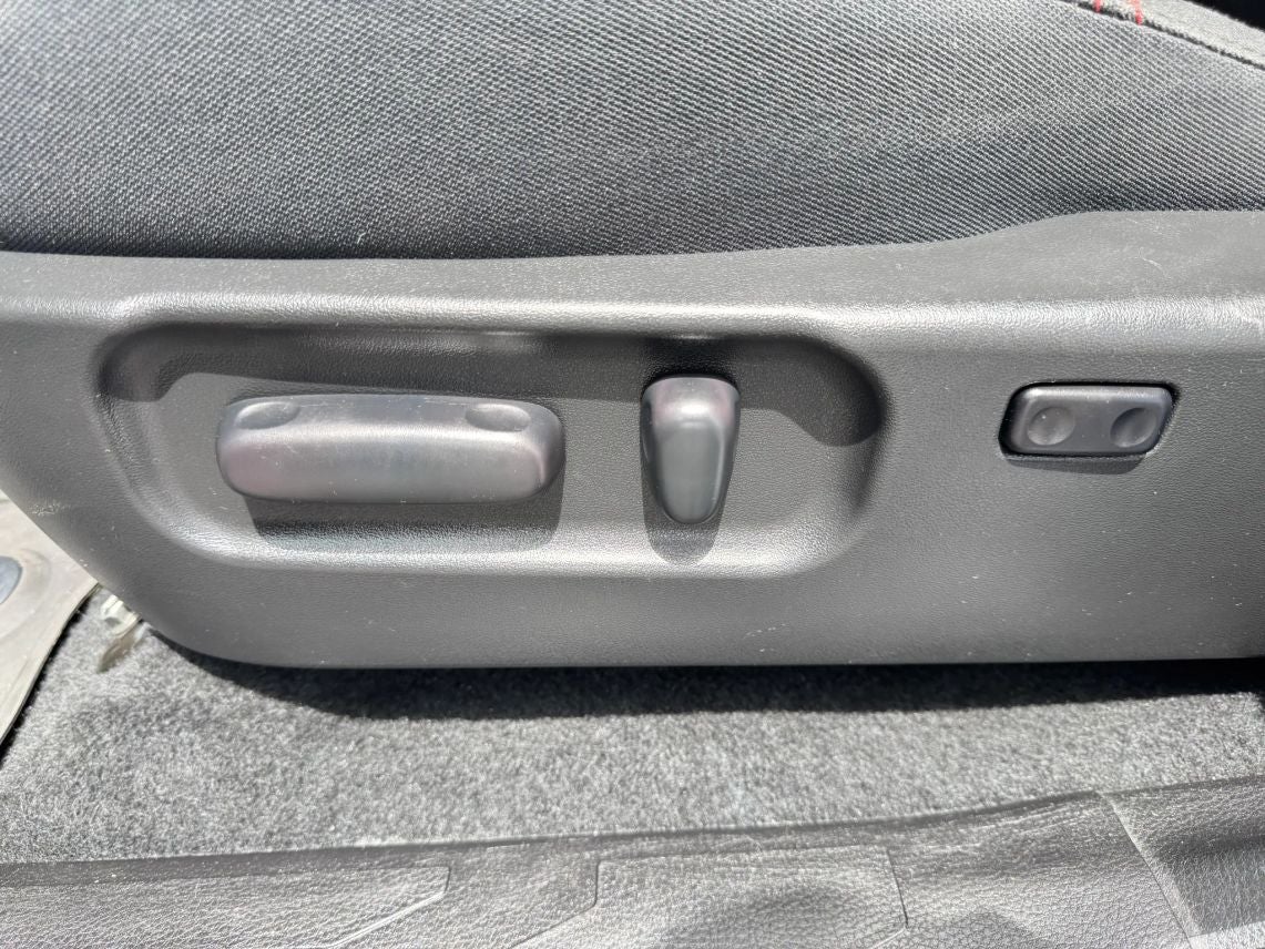 2023 Toyota Tacoma Double Cab SR5 Pickup 4D 5 ft